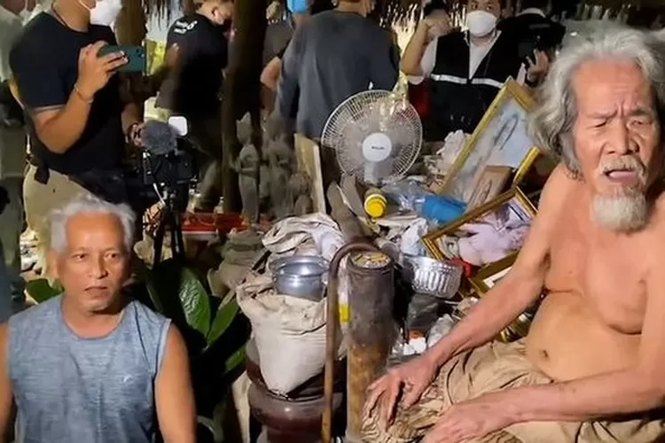Sekte paling viral di Thailand, Makan Kotoran Ketuanya